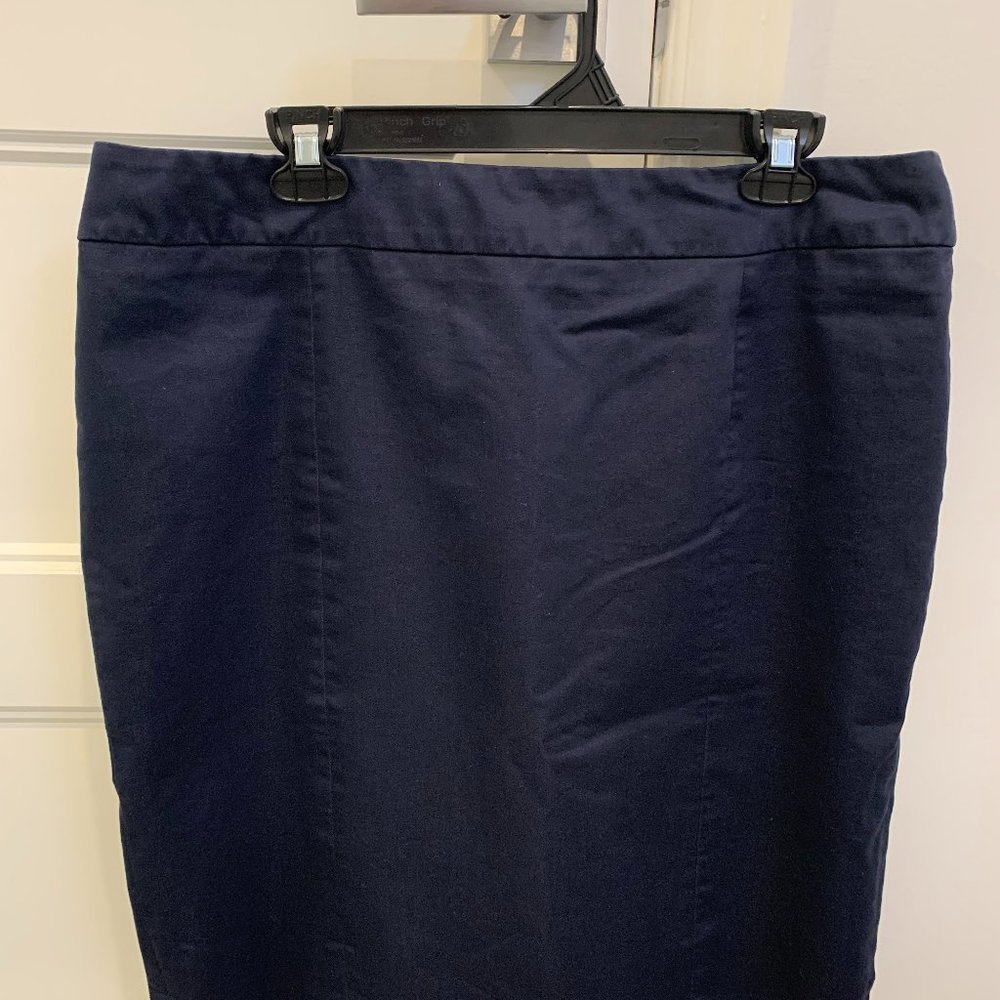 Navy blue stretchy pencil skirt